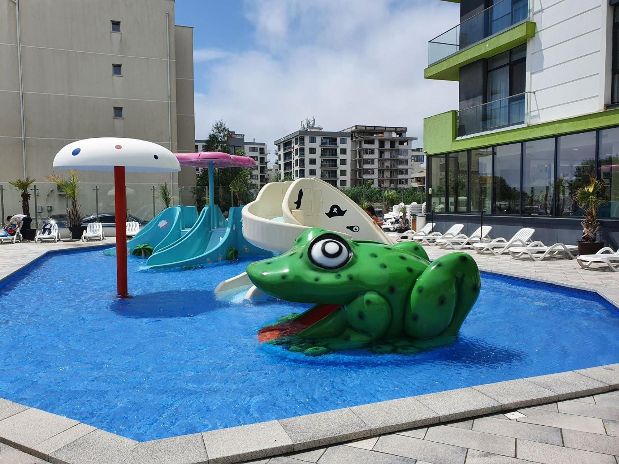 Eka Studio - Pool & Spa Beach Resort ナボダリ エクステリア 写真