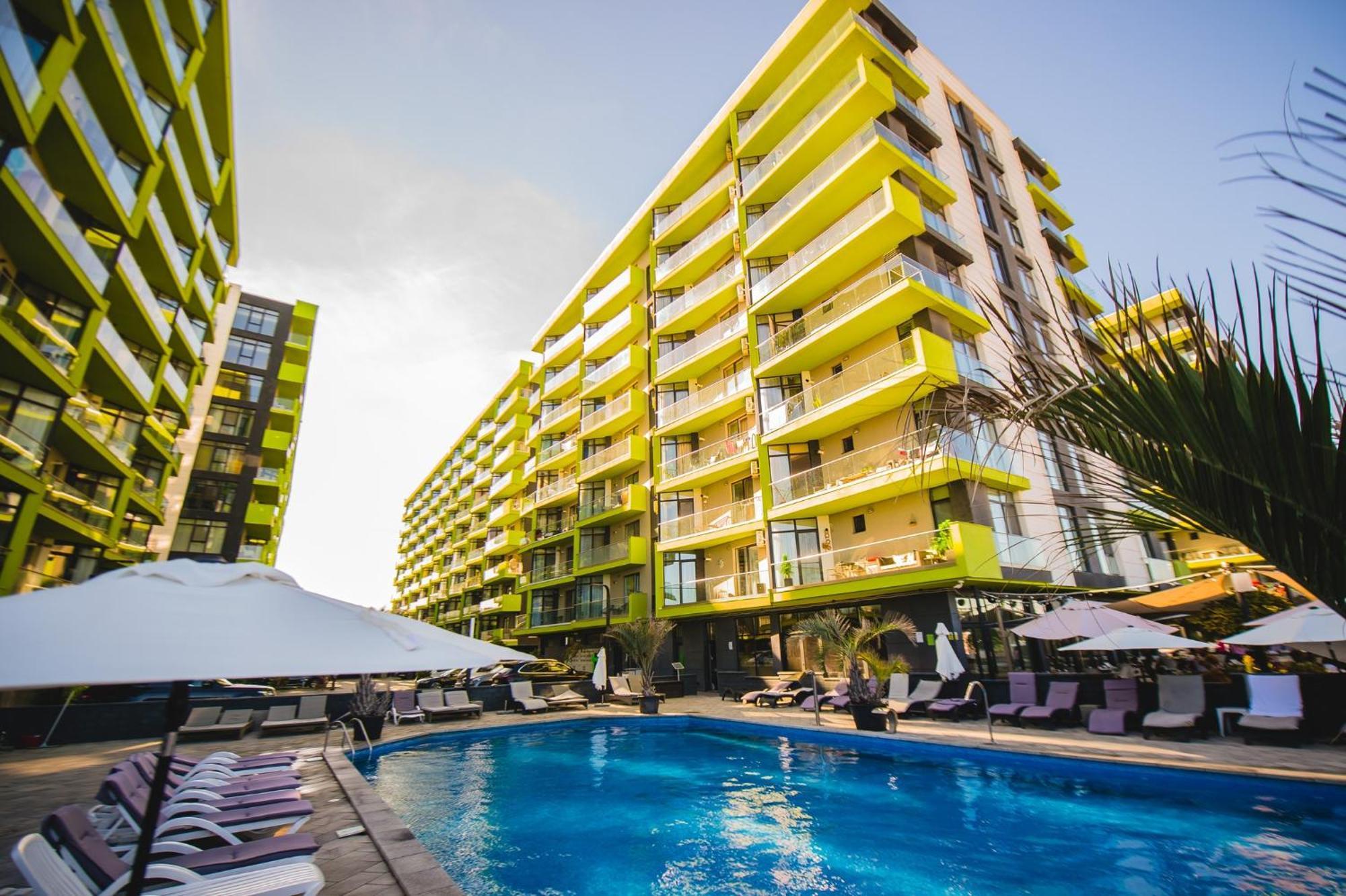Eka Studio - Pool & Spa Beach Resort ナボダリ エクステリア 写真