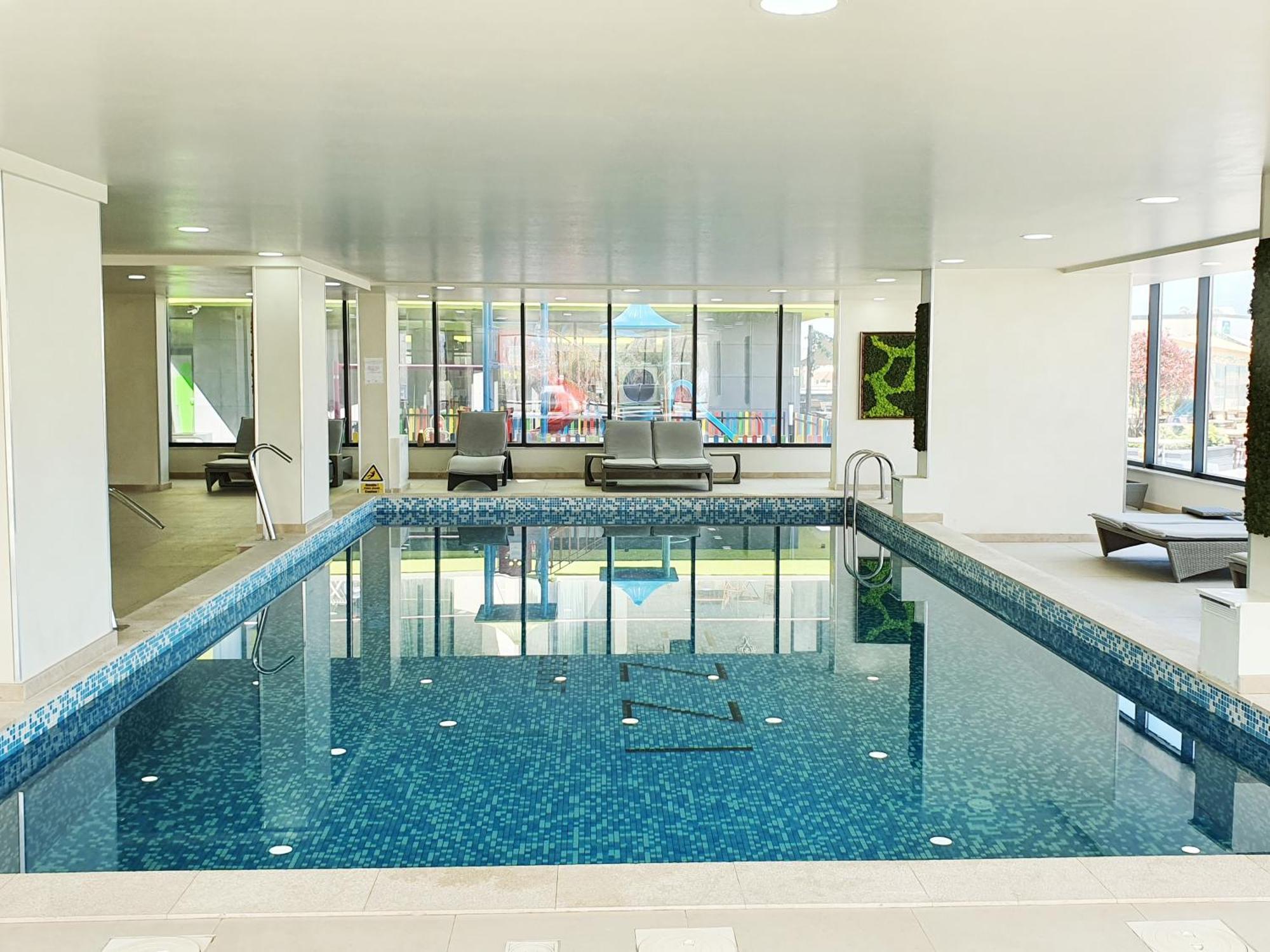 Eka Studio - Pool & Spa Beach Resort ナボダリ エクステリア 写真
